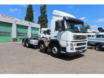 Грузовик-шасси Volvo FM 380 8x4 FULL SPRING. 100% condition!: фото 3