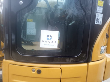 Гусеничный экскаватор CATERPILLAR 303 ECR: фото 3 Гусеничный экскаватор CATERPILLAR 303 ECR: фото 3