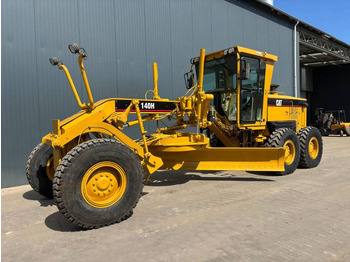 Грейдер CATERPILLAR 140H