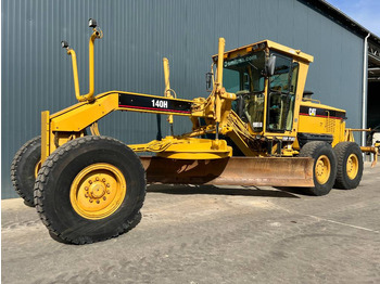 Грейдер CATERPILLAR 140H