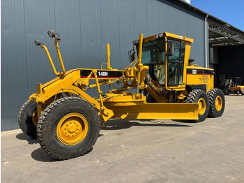 Грейдер CATERPILLAR 140H