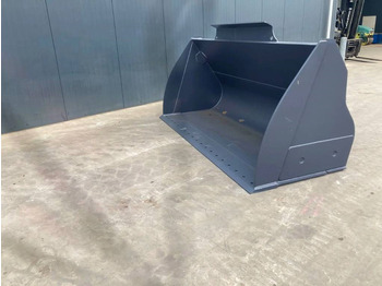 Новый Ковш для Строительной техники Volvo L120G: фото 5