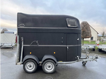 Прицеп-коневоз BÖCKMANN