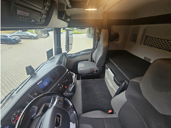 Тентованный грузовик MAN TGL 12.250: фото 4 Тентованный грузовик MAN TGL 12.250: фото 4