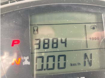 Трактор CLAAS Axion 830 CMATIC: фото 5 Трактор CLAAS Axion 830 CMATIC: фото 5