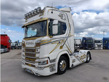 Тягач SCANIA R 500