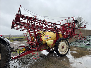 Опрыскиватель HARDI