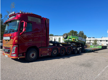 Грузовик VOLVO FH16
