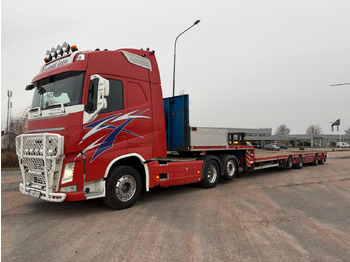 Грузовик VOLVO FH