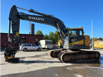 Экскаватор VOLVO ECR235DL