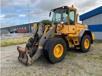 Колёсный погрузчик VOLVO L90