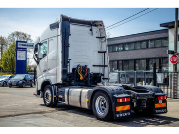 Тягач Volvo FH 420: фото 4