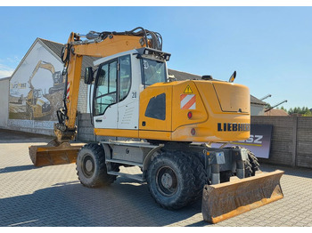 Колёсный экскаватор Liebherr A918 COMPACT, 2014 ROK, SW 48 LIKUFIX szybkozłącze: фото 3 Колёсный экскаватор Liebherr A918 COMPACT, 2014 ROK, SW 48 LIKUFIX szybkozłącze: фото 3