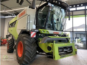 Зерноуборочный комбайн CLAAS Lexion 540