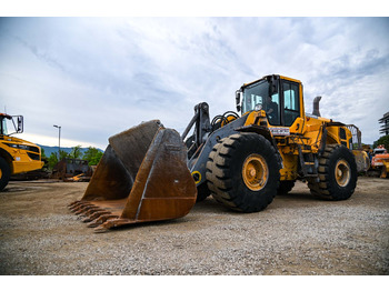 Колёсный погрузчик VOLVO L180G