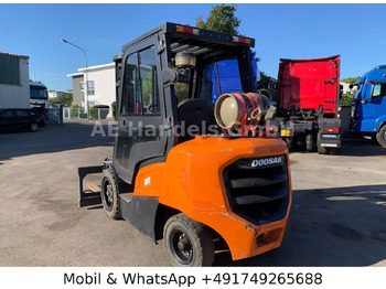 Газовый погрузчик DOOSAN