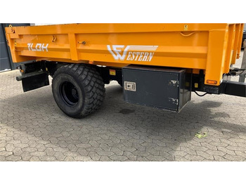 Сельскохозяйственный прицеп-самосвал