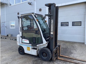 Дизельный погрузчик UNICARRIERS