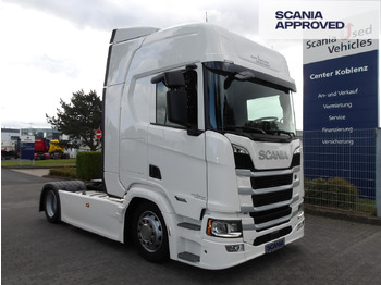 Тягач SCANIA R 460
