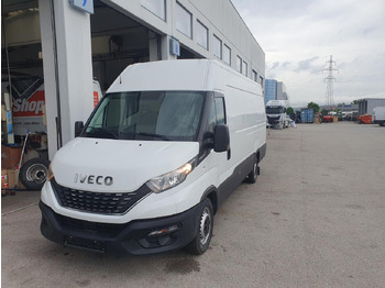 Пассажирский фургон IVECO Daily 35s16