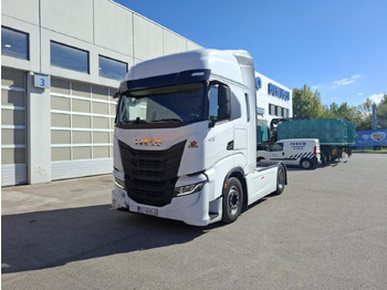 Тягач IVECO S-WAY