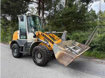 Колёсный погрузчик LIEBHERR L 507