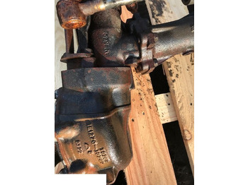 Передняя ось JOHN DEERE