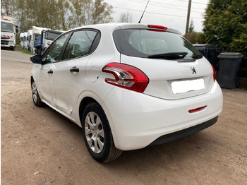 Хэтчбек Peugeot 208: фото 3