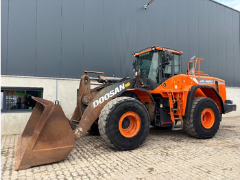 Колёсный погрузчик DOOSAN DL420