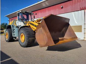 Колёсный погрузчик LIEBHERR L 586