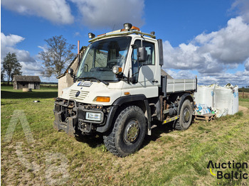 Самосвал UNIMOG U400