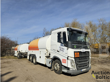 Грузовик-цистерна VOLVO FH 420