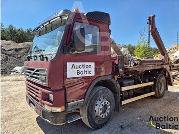 Портальный бункеровоз VOLVO FM12
