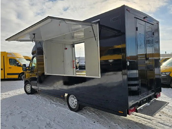 Торговый грузовик IVECO Daily