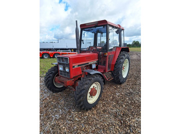 Трактор INTERNATIONAL