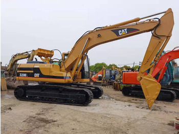 Гусеничный экскаватор CATERPILLAR 320B