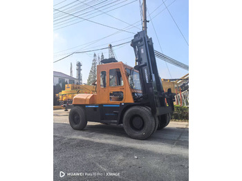 Дизельный погрузчик TCM FD100: фото 4