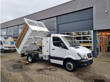 Малотоннажный самосвал MERCEDES-BENZ Sprinter 513
