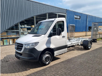 Малотоннажный бортовой грузовик Mercedes-Benz Sprinter 516 CDI Chassis Cabine 4.33 WB GVW 3500 kg Euro 6: фото 4