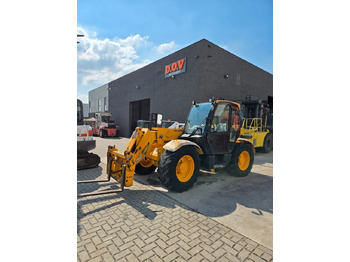 Телескопический погрузчик JCB