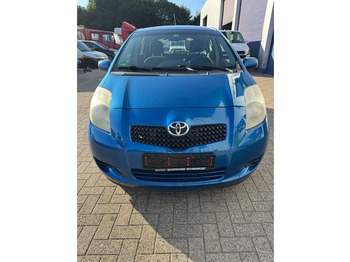 Хэтчбек Toyota Yaris **PETROL-ESSENCE-AC**: фото 2
