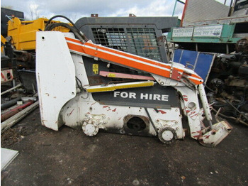 Мини-погрузчик с бортовым поворотом CUMMINS