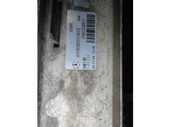 Радиатор для Грузовиков MERCEDES AXOR 1829 OM906 RADIATOR & INTERCOOLER A940 500 0403 / 0401: фото 4