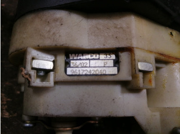 Универсальная запчасть для Грузовиков Volvo Handbrake control lever 20367533: фото 4 Универсальная запчасть для Грузовиков Volvo Handbrake control lever 20367533: фото 4