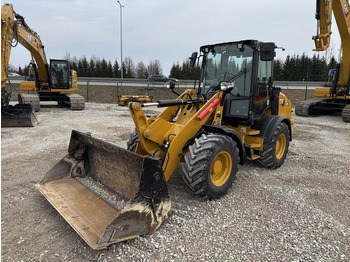 Колёсный погрузчик CATERPILLAR 908