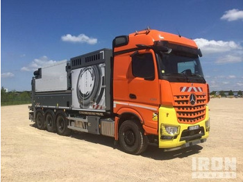 Rivard - Mercedes-Benz EXVAC - Arocs 3253 8x4 в лизинг Rivard - Mercedes-Benz EXVAC - Arocs 3253 8x4: фото 2