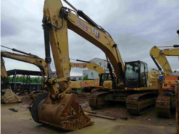 Гусеничный экскаватор CATERPILLAR 336