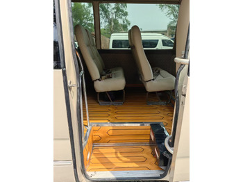 Микроавтобус, Пассажирский фургон Toyota Coaster: фото 4 Микроавтобус, Пассажирский фургон Toyota Coaster: фото 4