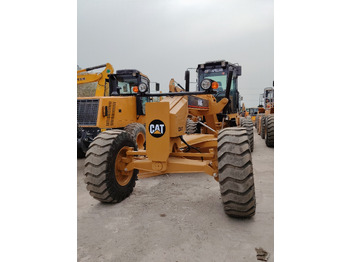 Грейдер CATERPILLAR 140G