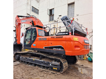 Гусеничный экскаватор DOOSAN DX340LC